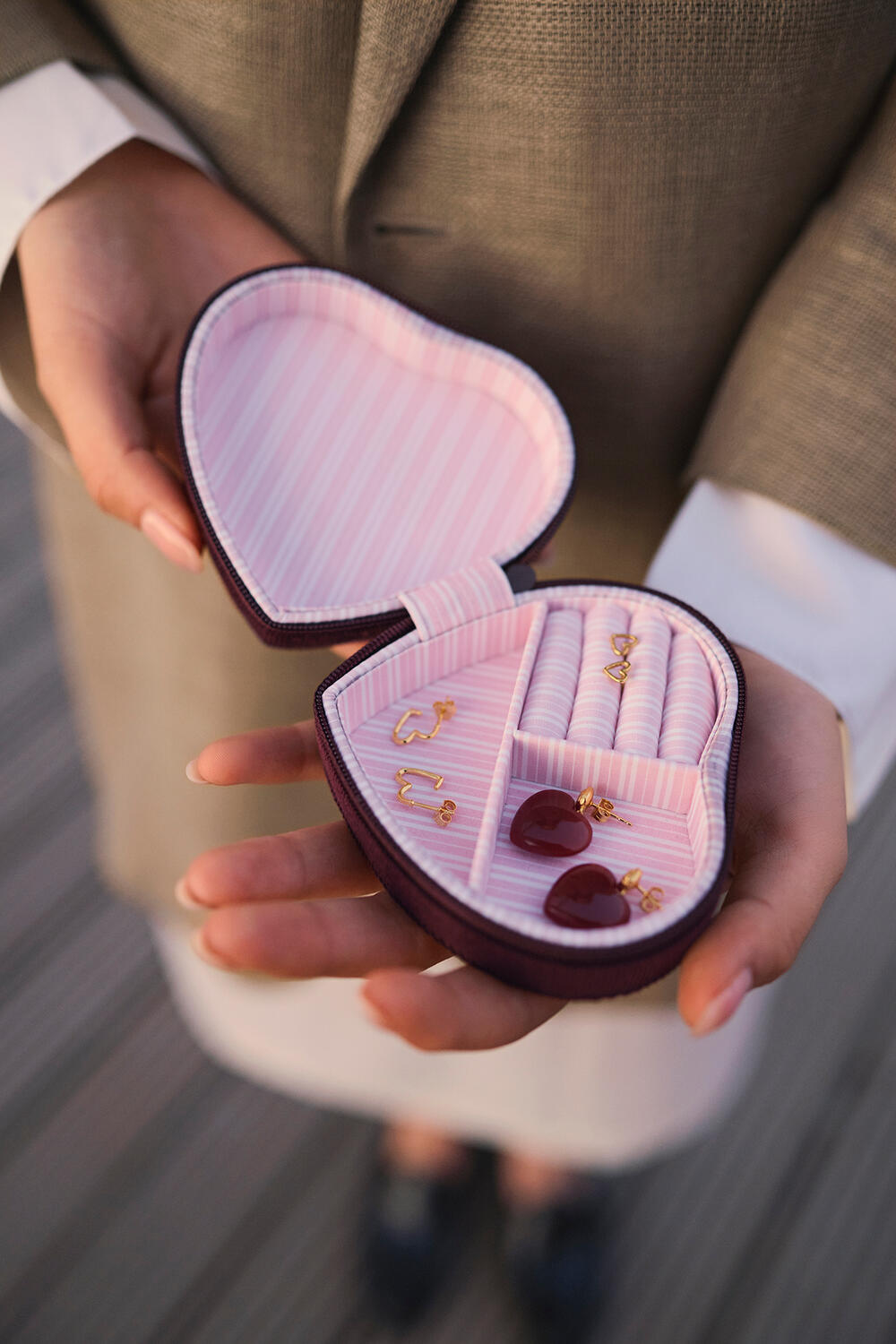 Rosy Heart øreringe - Maroon